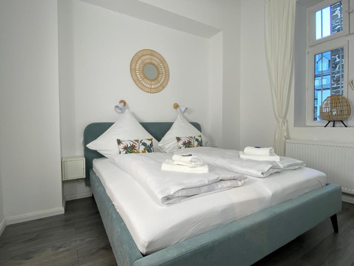 Apartment Direkter Moselblick 126m² Großer Altbau Und Terrasse *