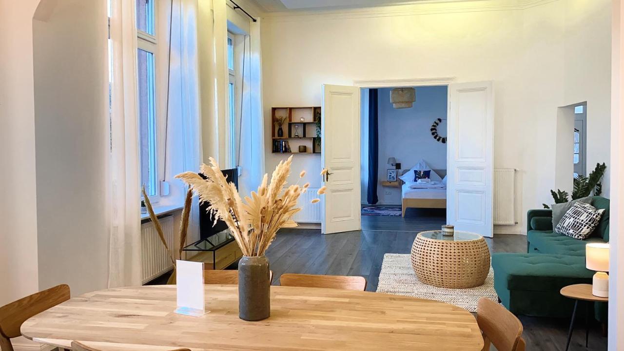 Direkter Moselblick 126m² Großer Altbau Und Terrasse Apartment Sankt Aldegund