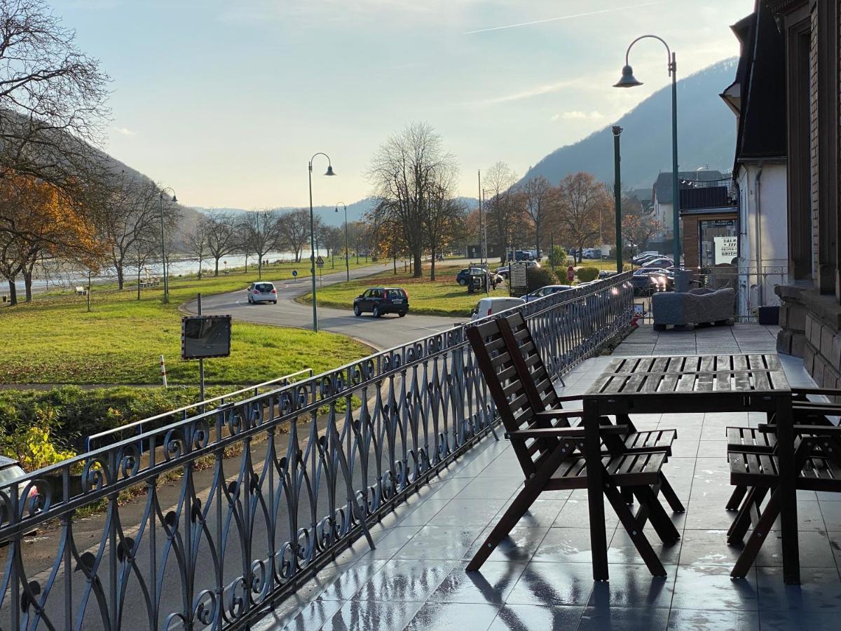 Direkter Moselblick 126m² Großer Altbau Und Terrasse *