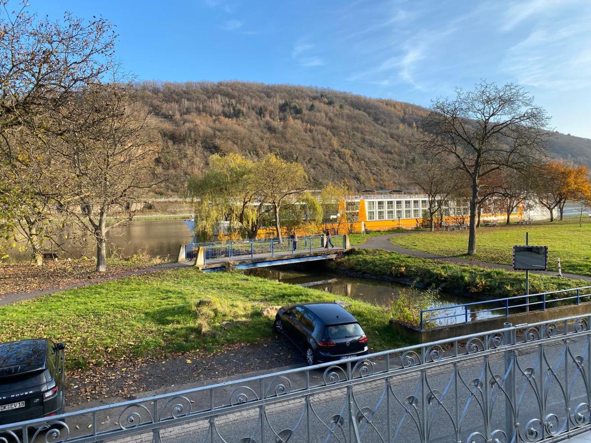 Appartamento Direkter Moselblick 126m² Grosser Altbau Und Terrasse Sankt Aldegund